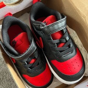 Nike Court Borough Low 2